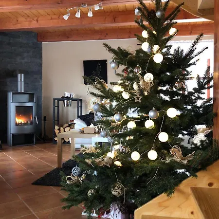 Nad Lazenskym Udolim Nyaraló
